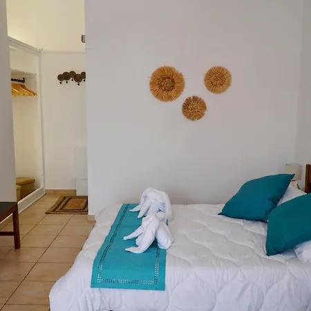 Taxiarchis 2* סימי