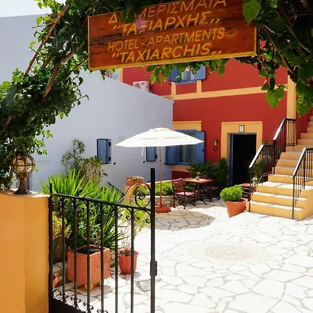Aparthotel Taxiarchis Symi